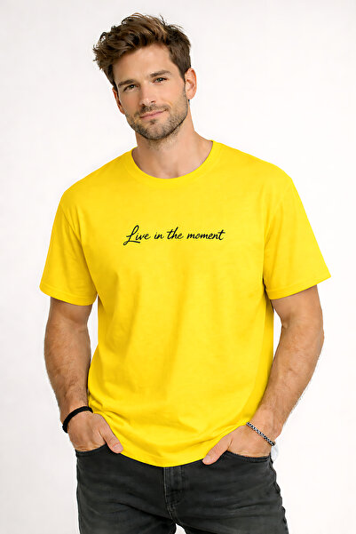 ArtYus Live in the Moment Text Printed Cotton Relaxed Fit Round Neck Unisex T...
