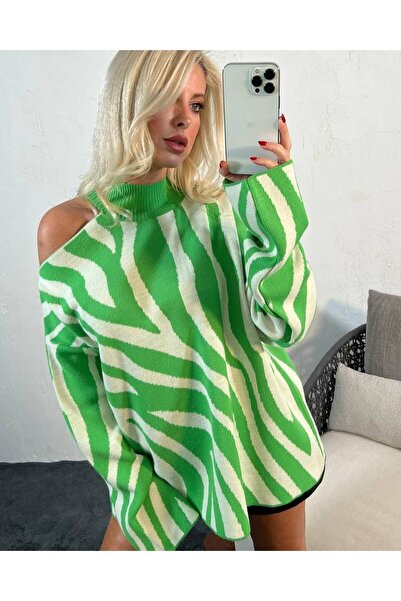 Perryes Women's Zebra Patterned Open Shoulder Patterned Oversized Sweater