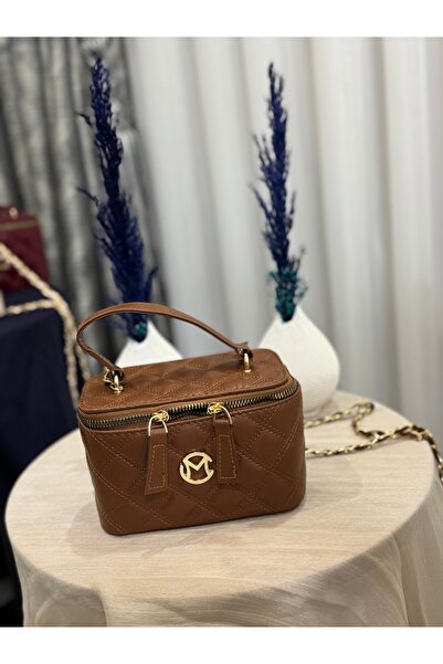 RİA KUTU TARZI KADIN ÇANTASI