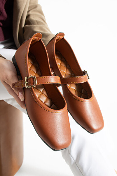 star shoes Women's tan buckled leather ballet flats - everyday comfort shoes