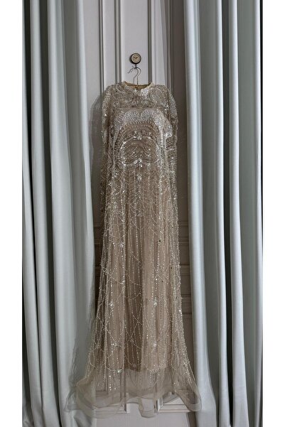 LAMSAT LATIN Beige/gold evening dress embroidered with beads and sequins