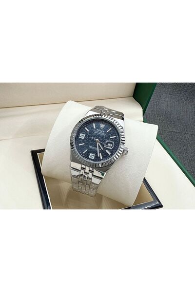 Rolex master copy watch. Battery operated