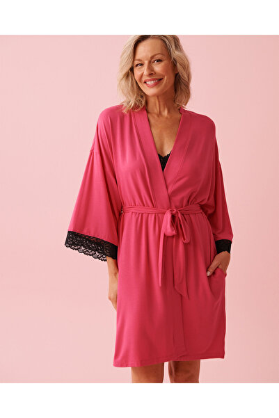 La Vie en Rose كيمونو مودال مزين بالدانتيل