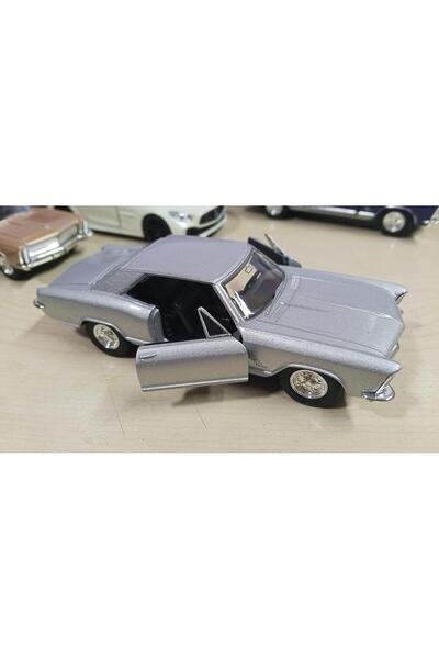 WELLY Toy Metal Model Car 1/36 Pull Back 1965 Buick Riviera Silver Silver