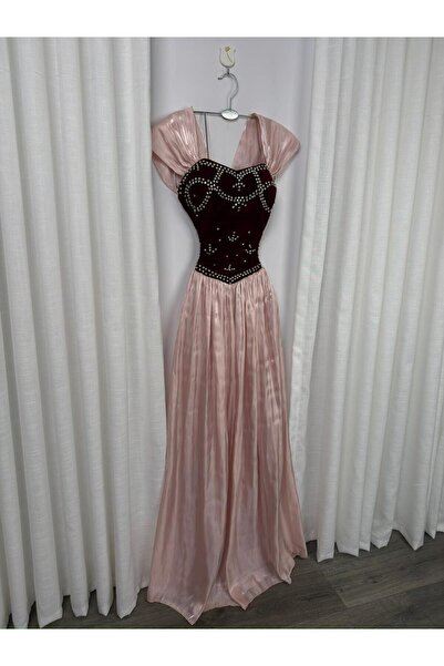 SERA Soft wool and tufted dress