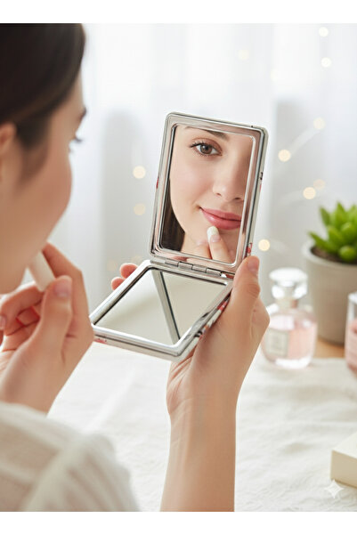 burjalmodah A small, foldable pocket mirror – your perfect companion for trav...