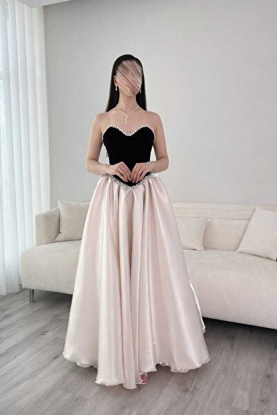 SKY dresses فستان بيج على عودي تطريز