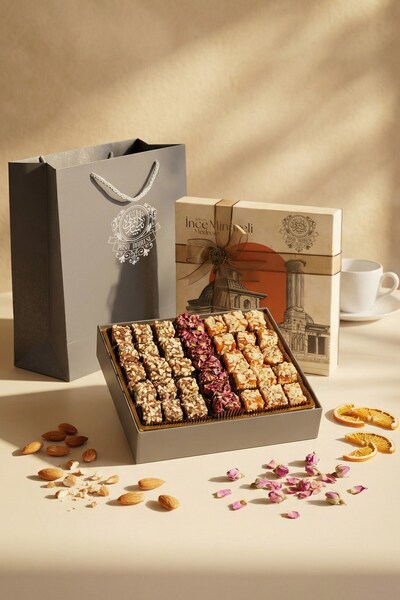 Paşa Dairesi Special Turkish Delight Set with Pistachios, Almonds and Hazelnu...