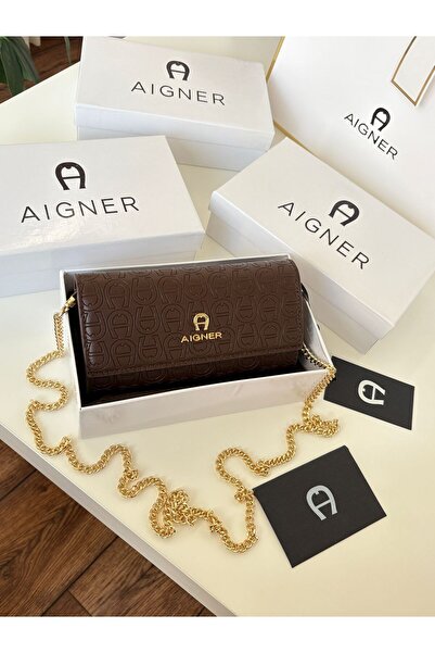 GGGG Bags with their accessories