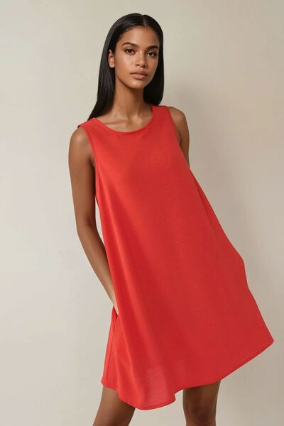 Hiccup Rochie mini cu croială în formă de A și guler rotund