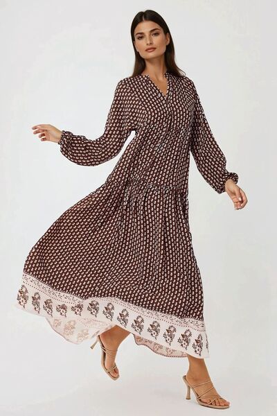 Hiccup فستان متواضع منقوش برقبة على شكل حرف V