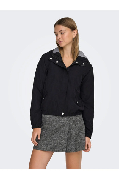 JDY Черно дамско/момичешко яке JDYHAZEN SHINE JACKET OTW YFM NOOS Модел код: ...