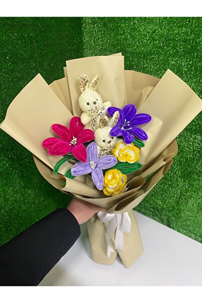 Dikenli Bahçe Tavşan Figürlü Renkli Şönil Buket – Özel Tasarım Sevimli Aranjman