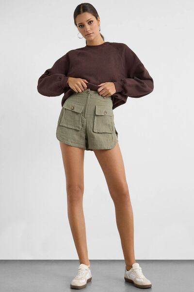 Hiccup Shorts with patch pockets