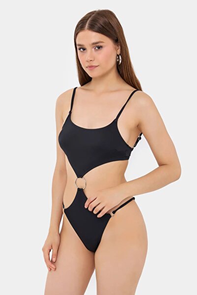 Hiccup Bikini set with round neckline and ring detail