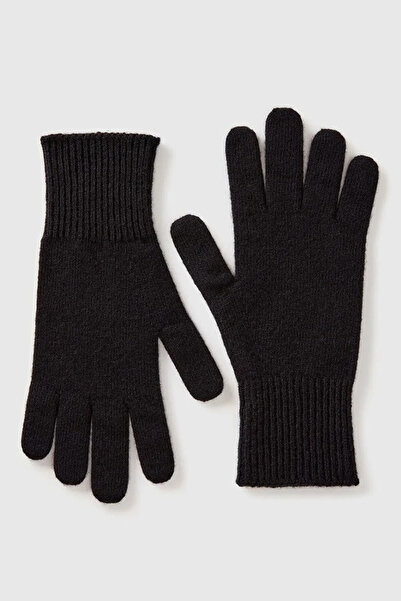 United Colors of Benetton طقم جوارب رجالي أسود مكون من 4 قطع بتصميم مميز وشعا...