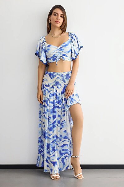 Hiccup Bluză vopsită în stil tie-dye cu talie înaltă și mâneci scurte asimetrice