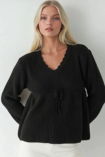 Hiccup Pulover cu decolteu în V și detalii legate