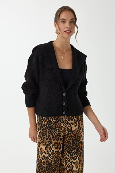 Hiccup Cardigan tricotat cu croială lejeră și nasturi