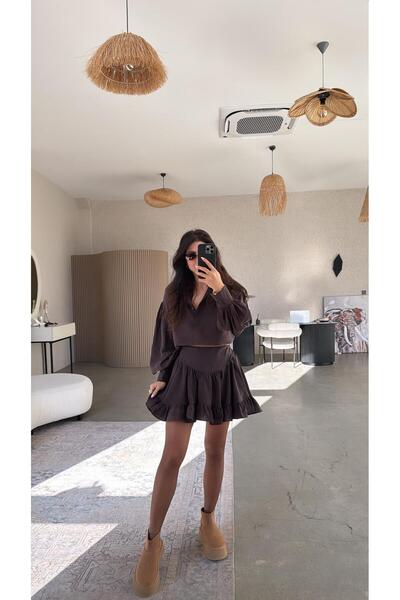 Buket Teke Set cămașă și fustă din țesătură din mătase maro