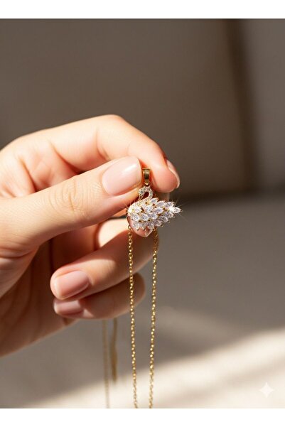 Glowzee Takı & Aksesuar Yüzde Yüz Çelik Gold Kristal Kuğu Kolye