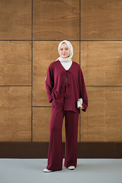 LOCCO Γυναικείο κοστούμι κιμονό με λαιμόκοψη σε σχήμα V με κορδόνια από κανον...