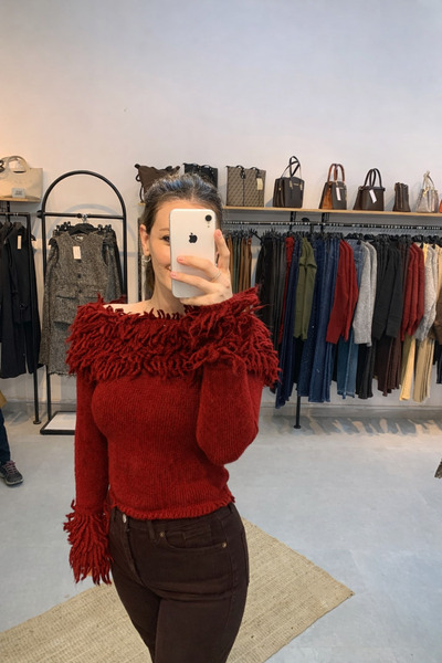 Ecenin Favorileri Madonna Burgundy Women's Sweater with Tassels on the Collar...