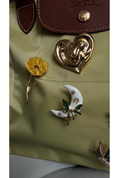 Finery by Nerrs Beyaz Hilal Ay ve Melek temalı Broş