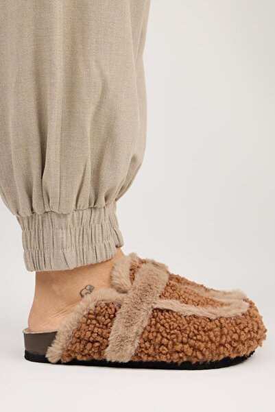 Manijero Pelini Women's Teddy Flat Slippers Tan Slippers
