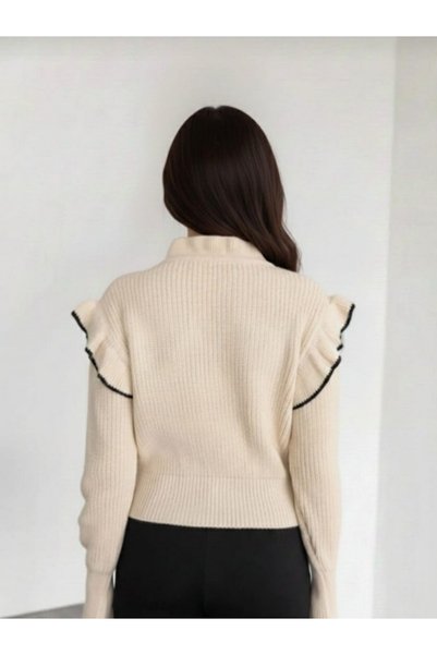 MONJER Knitwear Sweater with Collar Ties and Contrast Stripe Flywheel Detail