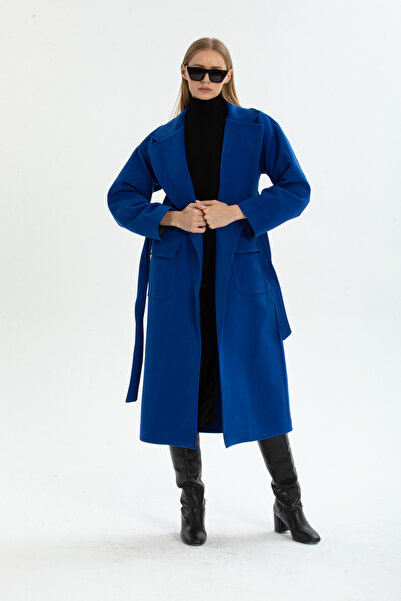 Pitti Kadın SAKS MAVİ Erkek Yaka Uzun KUŞAKLI RENKLİ ASTARLI KAŞE Kaban 70601