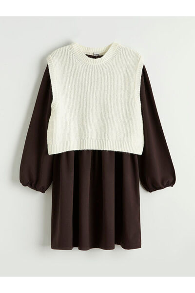 LC Waikiki Ekru Bisiklet Yaka Kız Çocuk Elbise ve Triko Süveter