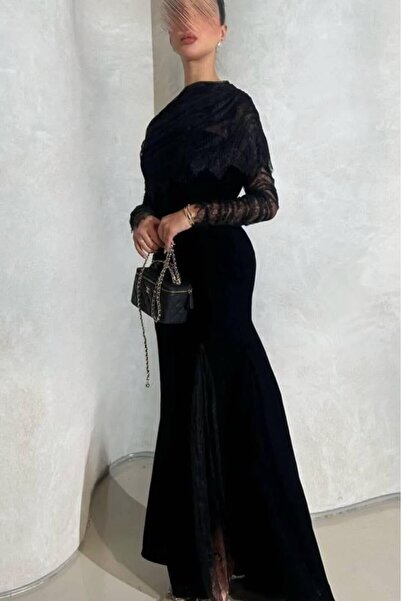 Model Leyna فستان "إغراء الدانتيل"