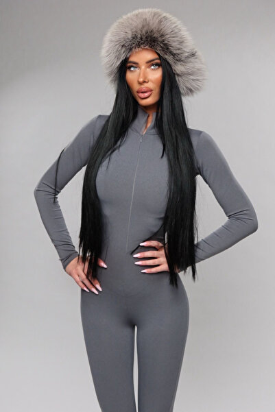 Pretty Women's gray jumpsuit with zipper