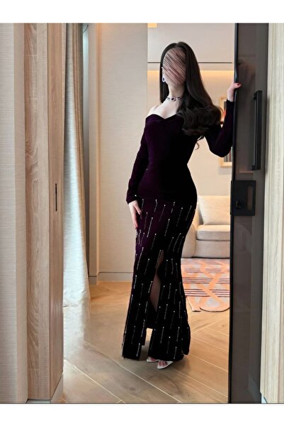 Model Leyna Lilac Velvet Dress