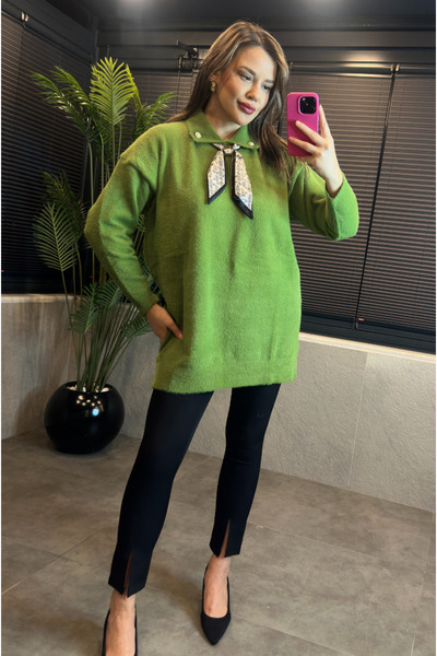 MİR STORE Oversized Yumoş Sweater with Green Scarf Detail