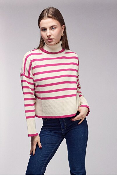 Saade Pulover tricotat cu guler înalt cu dungi roz supradimensionat