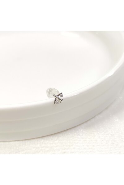 Güler Yüzlü Silver İTHAL 6 MM UÇAK TEKLİ GÜMÜŞ ÇİVİ KÜPE