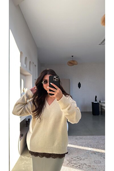 Buket Teke Beige Brown Lace V-Neck Sweater