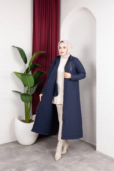 Elif Artar Kapıtone fermuarlı mont lacivert