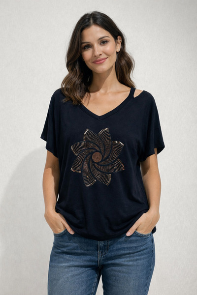 DAIDO Μπλούζα με πέτρινη κεντητική διακόσμηση και ανοιχτούς ώμους