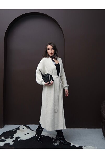 Maysev Kadın Oversize Kemerli Kaşe Dokulu Beyaz Kimono Hırka Premium Uzak Şeh...