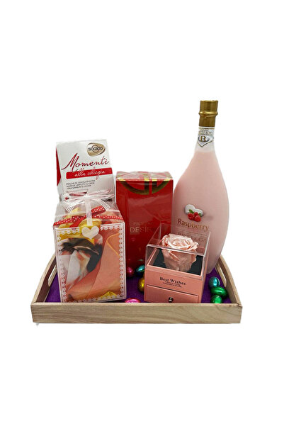 velve Pachet cadou Stars, Lichior Raspperry, parfum dama,trandafir criogenat,...