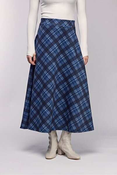 Saade Plaid Patterned High Waist Flared Scuba Skirt