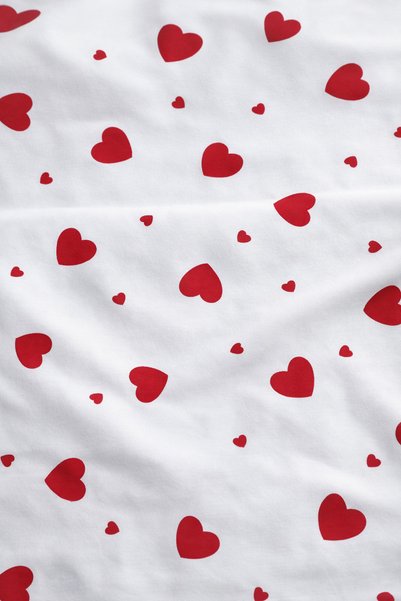 remtex Heart Patterned Duvet Cover Set-White Background Red Heart Pattern, Soft Textured Bedspread Set