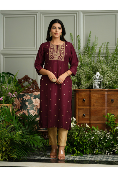 DW By Styli Women Floral Embroidered Sequined Raw Silk Kurta