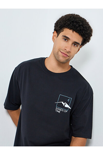 Styli Men Black Graphic Print Oversized T-Shirt