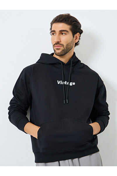 Styli Men Black Vintage Print Relaxed Fit Hoodie