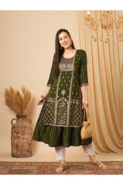 Globus By Styli Women Green Gold Foil Floral Print A-Line Kurta