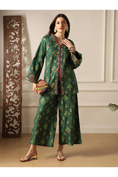 Globus By Styli Women Green Embroidery Top with Pants Co-Ords